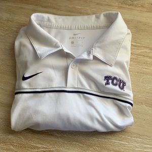 TCU top 💜